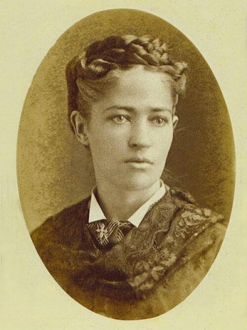 Image: pval photo of Josephine Cochran as a young woman.