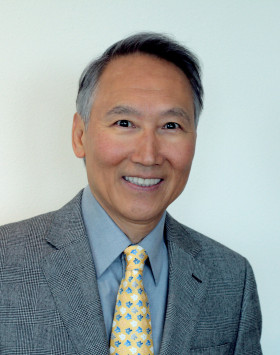 Portrait of Dr. Chenming Hu